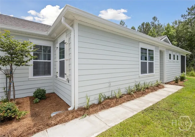 Homes for sale in Pooler, GA | 195 Holloway Hl, Pooler, GA 31322 | MLS# SA352150