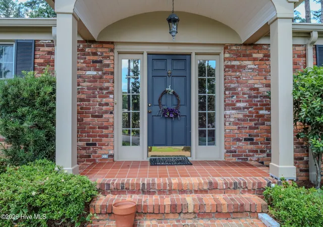 1st image of 711 Oberlin Rd, Augusta, GA 30909 | MLS# 100581531