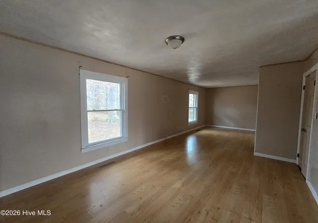 Photo 3 of Single family home for sale at 239 Riverwood Dr, Hertford, NC 27944 | MLS# 100556286 | Listing updated on 2026-09-21