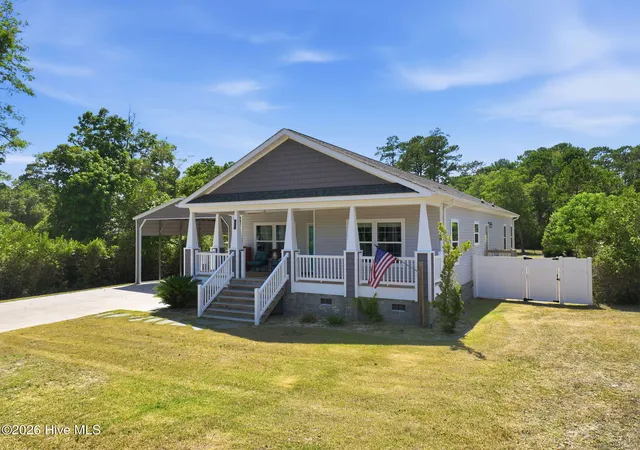 Photo 1 of Single family home for sale at 416 Ocean Spray Dr, Swansboro, NC 28584 | MLS# 100580855 | Listing updated on 2026-10-14