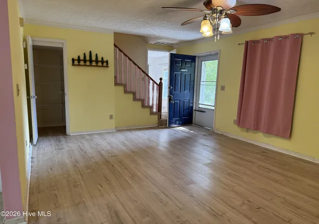 Photo 3 of Single family home for sale at 302 Silkweed Ct, Wilmington, NC 28405 | MLS# 100584254 | Listing updated on 2026-09-16