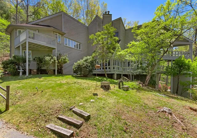 2nd image of 1240 Village Rd, Murphy, NC 28906 | MLS# 98544450