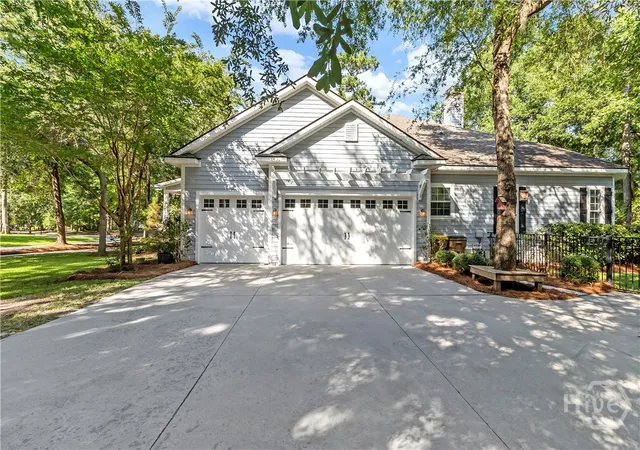 4th image of 370 Blackjack Oak Dr W, Richmond Hill, GA 31324 | MLS# SA358881