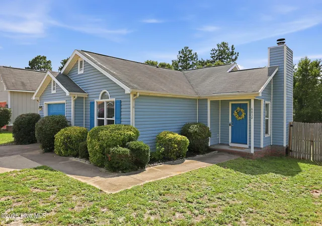 Photo 3 of Single family home for sale at 6832 Winthrop Dr, Fayetteville, NC 28311 | MLS# 100596256 | Listing updated on 2026-08-31