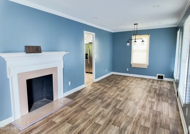 Photo 3 of Single family home for sale at 114 Eastover Ave, Clinton, NC 28328 | MLS# 100596515 | Listing updated on 2026-09-21