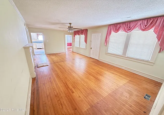 Homes for sale in Mount Olive, NC | 617 N Church St St, Mount Olive, NC 28365 | MLS# 100525291