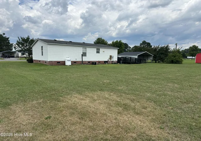 Photo 4 of Manufactured home for sale at 113 Carlyle Askew Dr, Ahoskie, NC 27910 | MLS# 100584681 | Listing updated on 2026-10-01