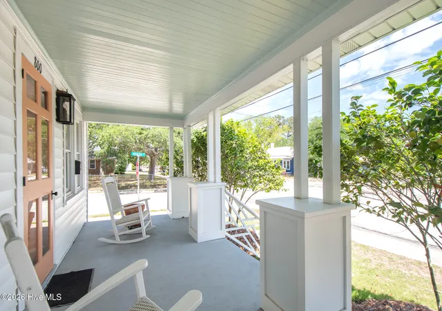 2nd image of 800 Mulberry St, Beaufort, NC 28516 | MLS# 100574765