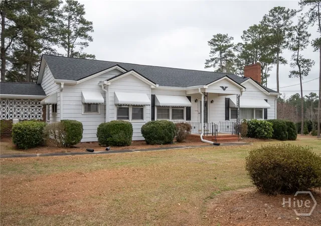 1st image of 253 Woodland Dr, Winder, GA 30680 | MLS# CL350791