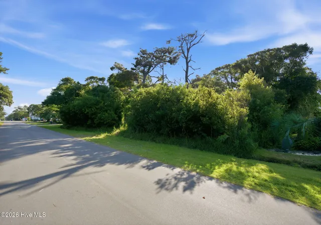 Photo 16 of Land for sale at 110 Se 68th Street, Oak Island, NC 28465 | MLS# 100588608 | Listing updated on 2026-08-31