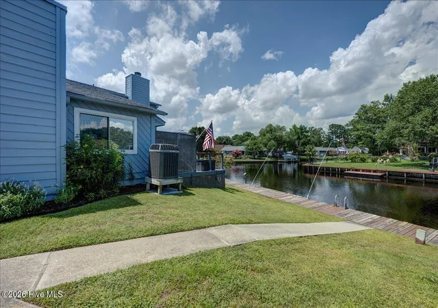 Homes for sale in New Bern, NC | 5 Harbour Walk, New Bern, NC 28562 | MLS# 100587329
