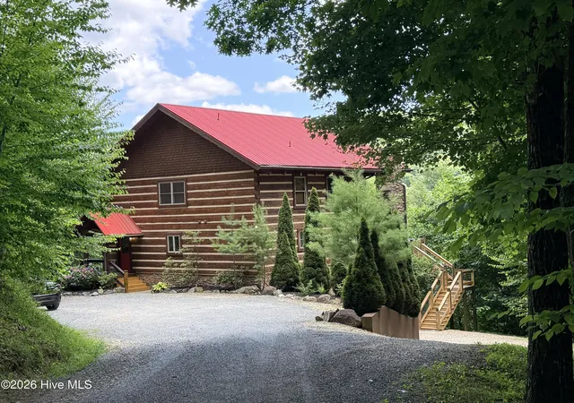 Photo 38 of Single family home for sale at 359 Whispering Wind Trl, Topton, NC 28781 | MLS# 98544621 | Listing updated on 2026-08-18