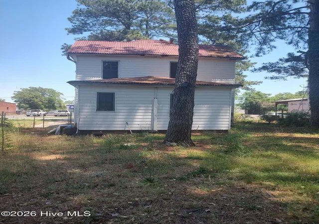3rd image of 210 E Vine St, Goldsboro, NC 27530 | MLS# 100575378