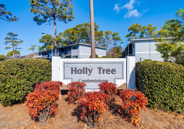 Photo 2 of Condo for sale at 4577 Holly Tree Rd, Wilmington, NC 28412 | MLS# 100593874 | Listing updated on 2026-09-11