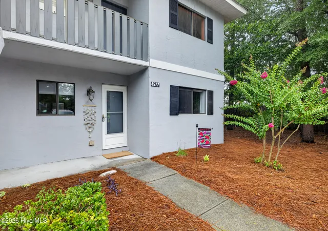 Listing Photo 4 - Condo for sale in building located at 4577 Holly Tree Rd, Wilmington, NC 28412