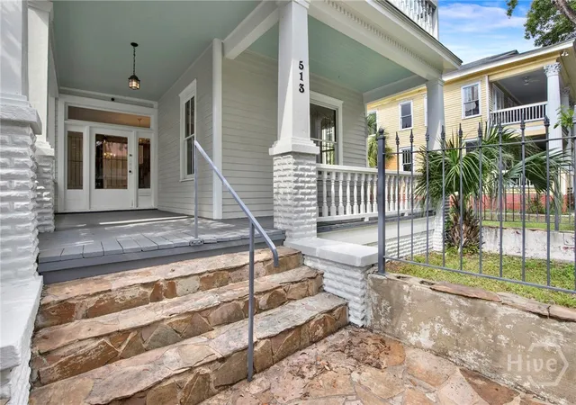 Photo 2 of Single family home for sale at 513 W 37th Street, Savannah, GA 31415 | MLS# SA358737 | Listing updated on 2026-08-19