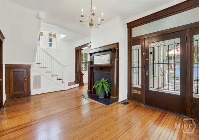 Photo 3 of Single family home for sale at 513 W 37th Street, Savannah, GA 31415 | MLS# SA358737 | Listing updated on 2026-08-19