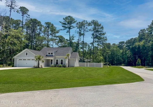 Photo 3 of Single family home for sale at 442 Sandlewood Dr Nw, Calabash, NC 28467 | MLS# 100586663 | Listing updated on 2026-10-01