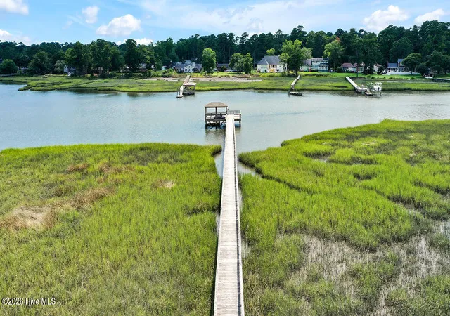 Photo 3 of Single family home for sale at 2502 Royal Palm Ln, Wilmington, NC 28409 | MLS# 100591375 | Listing updated on 2026-08-18
