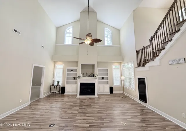 Photo 4 of Single family home for sale at 109 Sun Burst Cir, Cedar Point, NC 28584 | MLS# 100571320 | Listing updated on 2026-09-03