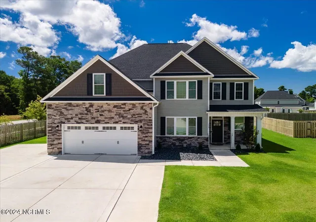 Photo 1 of Single family home for sale at 120 Tundra Trl, Swansboro, NC 28584 | MLS# 100453944 | Listing updated on 2026-07-28