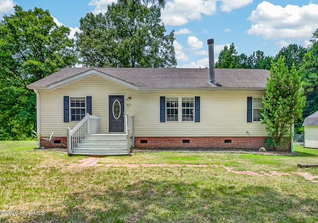 Homes for sale in Jacksonville, NC | 401 Zack Elwood Ct, Jacksonville, NC 28540 | MLS# 100587220