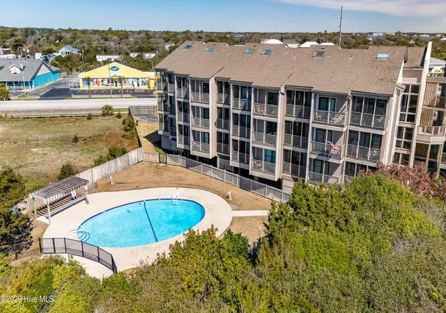 3rd image of 2511 W Ft Macon Rd, Atlantic Beach, NC 28512