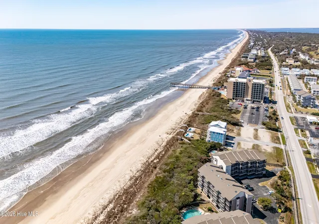 4th image of 2511 W Ft Macon Rd, Atlantic Beach, NC 28512