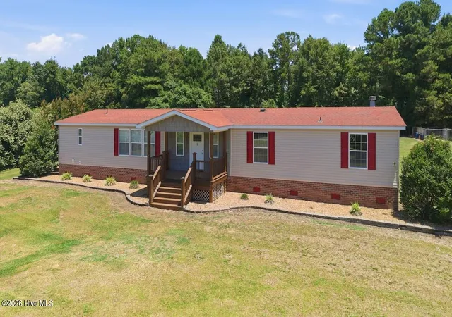 Photo 4 of Manufactured home for sale at 211 Arbor Dr, Columbia, NC 27925 | MLS# 100584636 | Listing updated on 2026-09-15