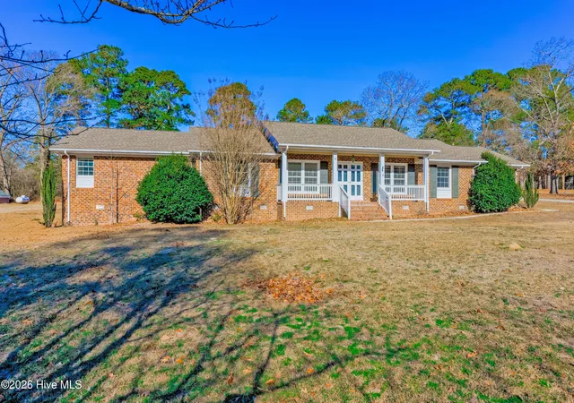 Homes for sale in Kenansville, NC | 204 N Country Club Rd, Kenansville, NC 28349 | MLS# 100549720