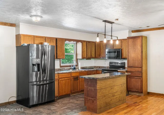 Photo 3 of Single family home for sale at 737 Ranger Rd, Murphy, NC 28906 | MLS# 100595353 | Listing updated on 2026-08-18