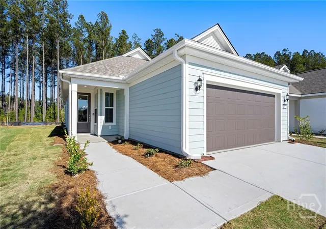 Homes for sale in Richmond Hill, GA | 51 Lilac Wy, Richmond Hill, GA 31324 | MLS# SA344822