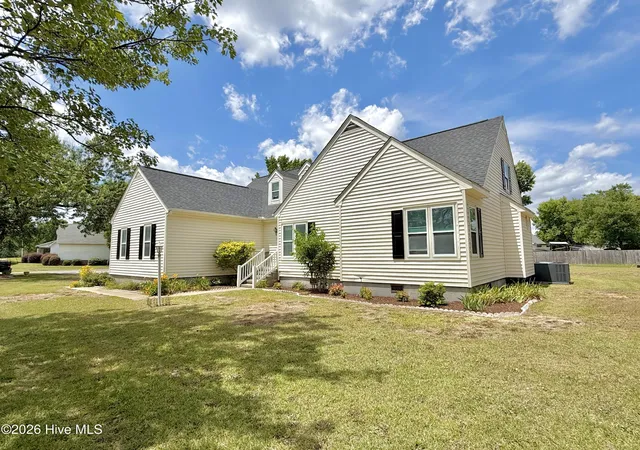 Homes for sale in Goldsboro, NC | 103 Plantation Rd, Goldsboro, NC 27530 | MLS# 100583606