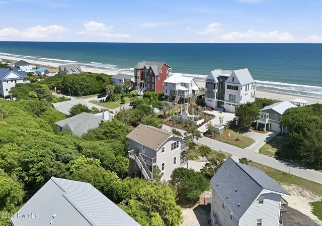 3rd image of 6820 Ocean Dr, Emerald Isle, NC 28594 | MLS# 100574587