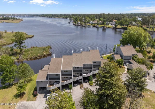 Photo 1 of Townhouse for sale at 22 Batts Hl Rd, New Bern, NC 28562 | MLS# 100589695 | Listing updated on 2026-08-18