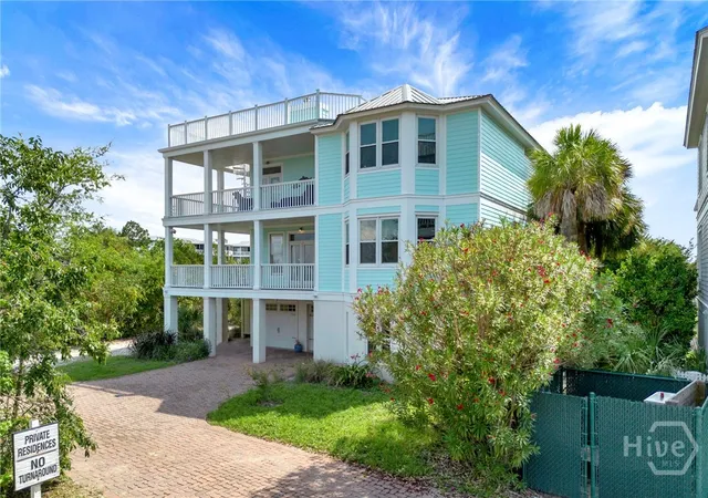 Homes for sale in Tybee Island, GA | 8 Sanctuary Pl, Tybee Island, GA 31328 | MLS# SA358726