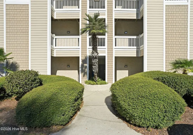 Listing Photo 5 - Condo for sale in building located at 223 Kings Trl, Sunset Beach, NC 28468 - Unit # 1506