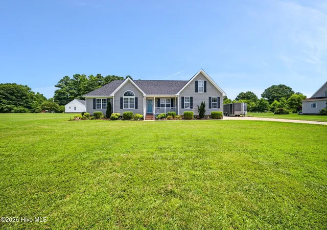 Homes for sale in South Mills, NC | 102 Country Meadows Dr, South Mills, NC 27976 | MLS# 100586767