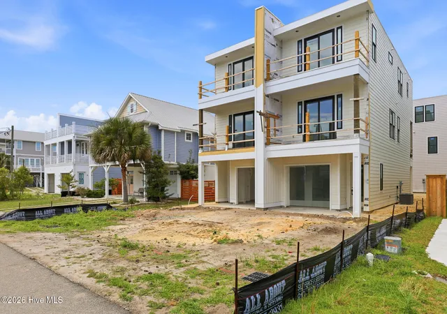 3rd image of 502 North Carolina Ave #1, Carolina Beach, NC 28428 | MLS# 100582203