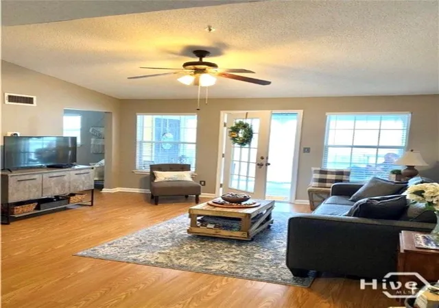 Homes for sale in Savannah, GA | 4305 Walden Park Dr, Savannah, GA 31410 | MLS# SA356771