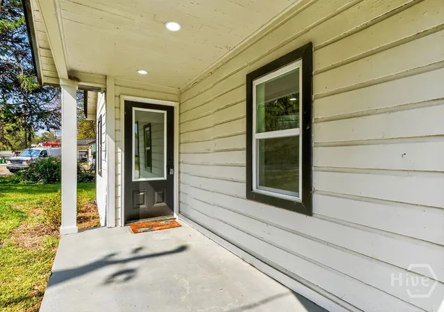 4th image of 206 Walker Dr, Monroe, GA 30655 | MLS# CL352115