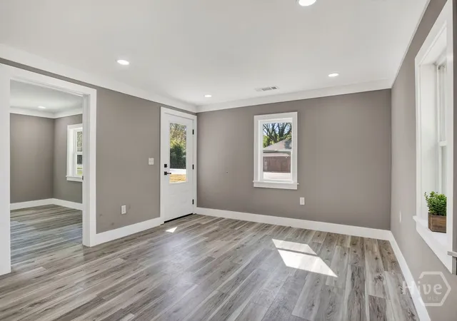 5th image of 206 Walker Dr, Monroe, GA 30655 | MLS# CL352115