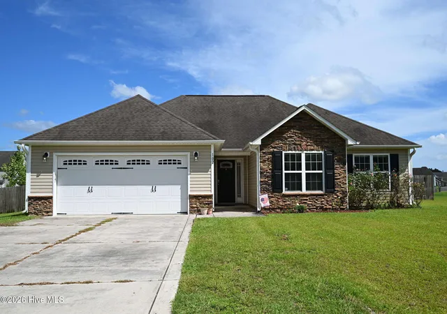 Photo 1 of Single family home for sale at 102 Prelude Dr, Richlands, NC 28574 | MLS# 100594600 | Listing updated on 2026-09-20