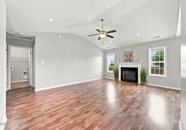 Photo 3 of Single family home for sale at 102 Prelude Dr, Richlands, NC 28574 | MLS# 100594600 | Listing updated on 2026-09-20