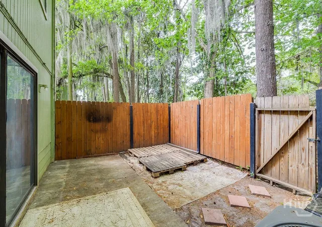 Homes for sale in Savannah, GA | 527 Tibet Ave #11, Savannah, GA 31406 | MLS# SA352784