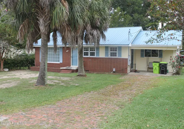 Homes for sale in Whiteville, NC | 1312 Sunny Side St, Whiteville, NC 28472 | MLS# 100535737