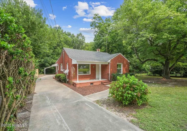 Photo 3 of Single family home for sale at 909 N Carolina St, Goldsboro, NC 27530 | MLS# 100592882 | Listing updated on 2026-07-31