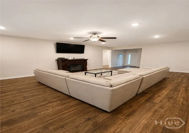 Photo 3 of Single family home for sale at 22 Headlands Ct, Savannah, GA 31407 | MLS# SA359536 | Listing updated on 2026-09-10