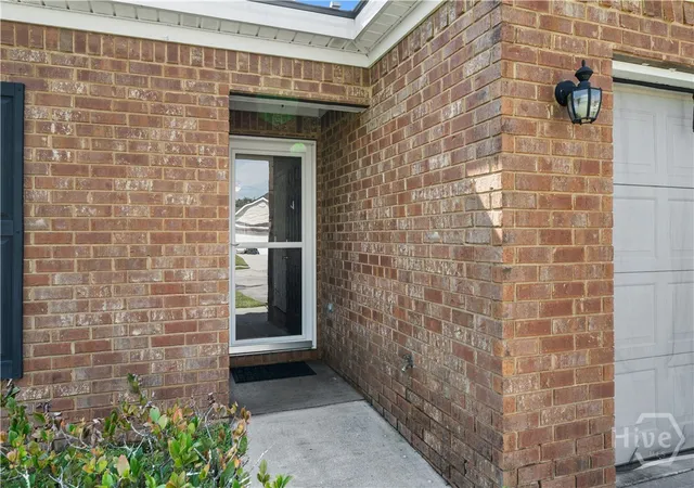 Photo 3 of Single family home for sale at 8 Rainier Ln, Savannah, GA 31405 | MLS# SA361855 | Listing updated on 2026-09-19