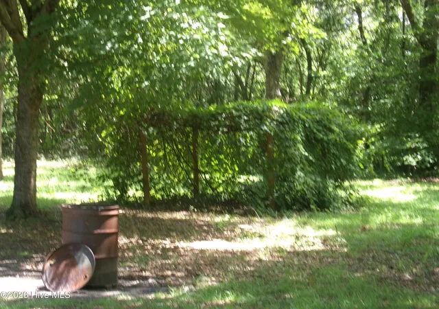 Photo 5 of Single family home for sale at 301 Mcgirts Brg Rd, Laurinburg, NC 28352 | MLS# 100578147 | Listing updated on 2026-07-29